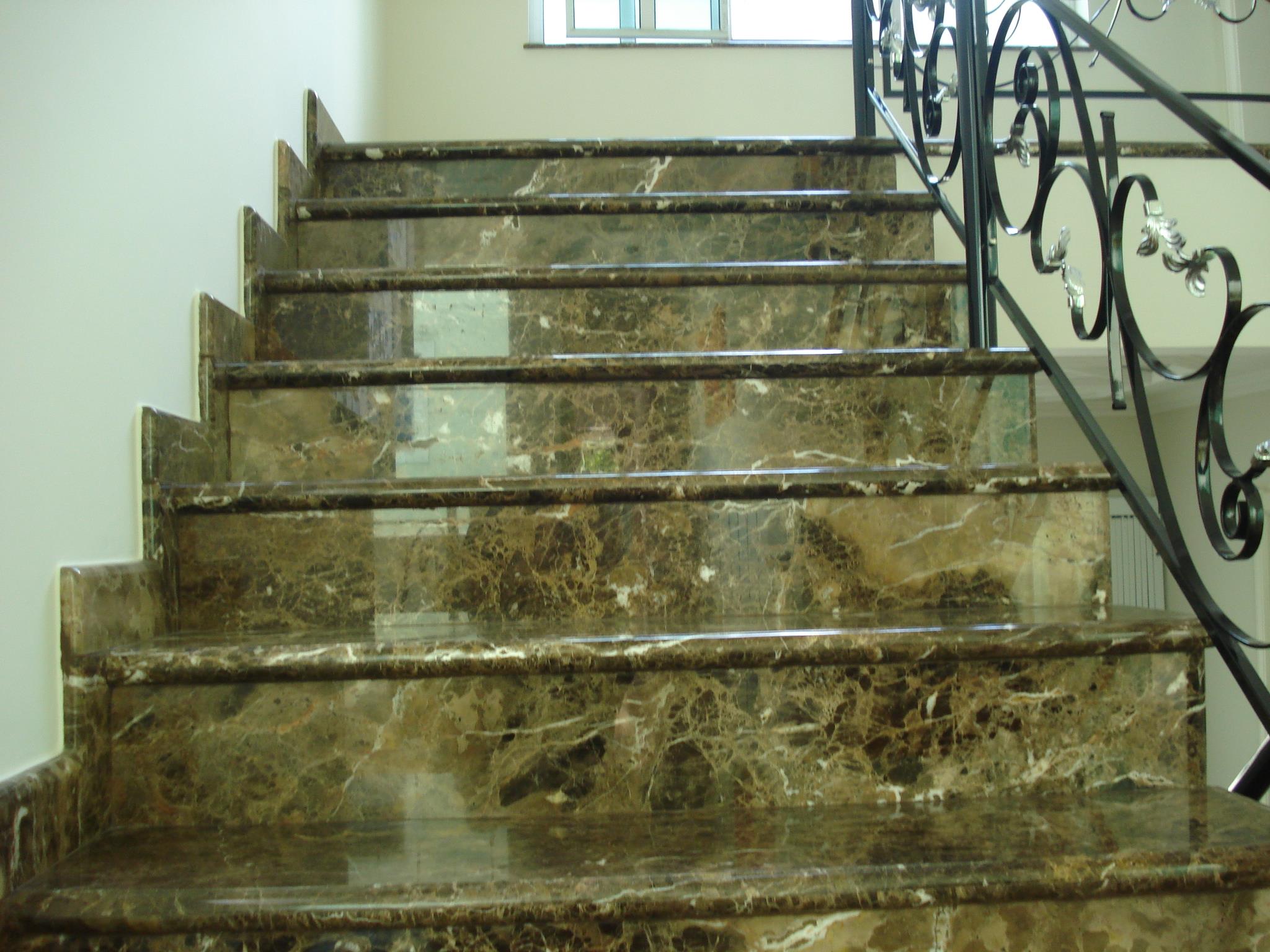 escada em mármore importado granito